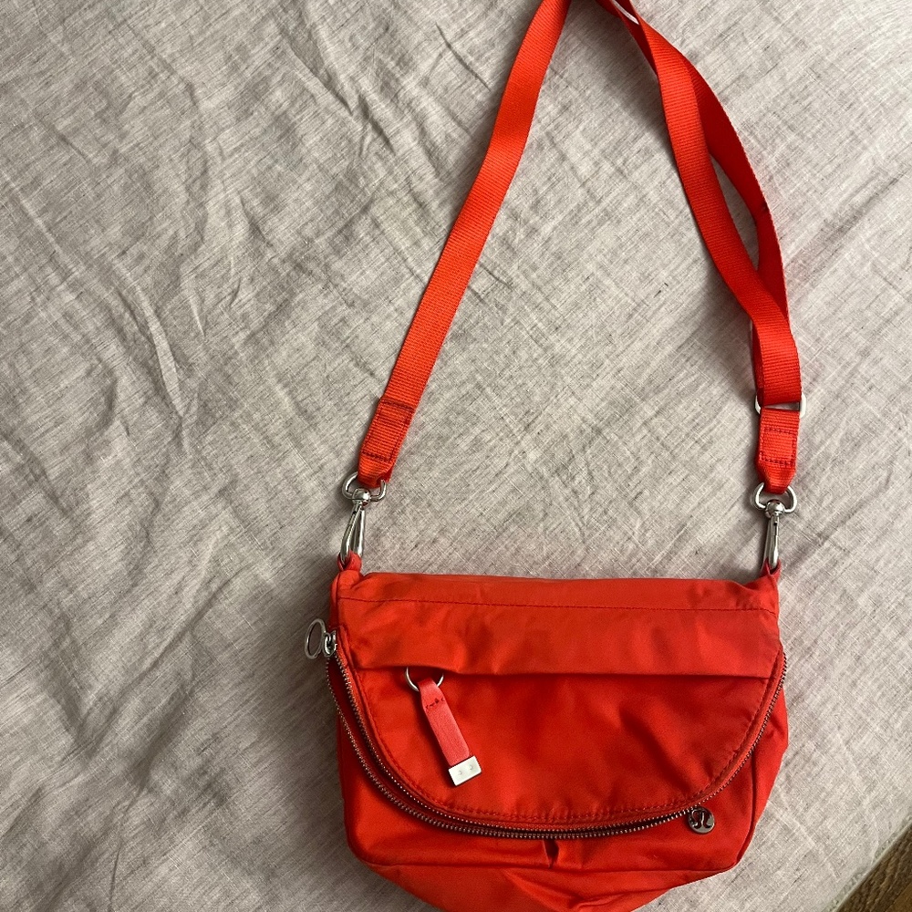 Lulu Lemon Crossbody Bag